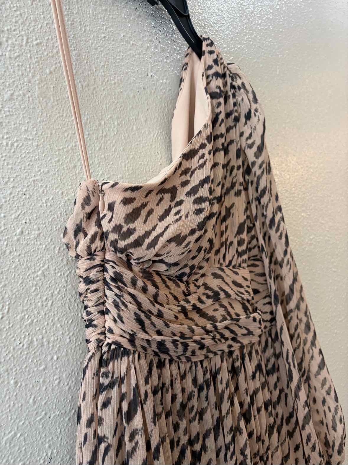 Gianni Bini beige and black Size 0 Dress