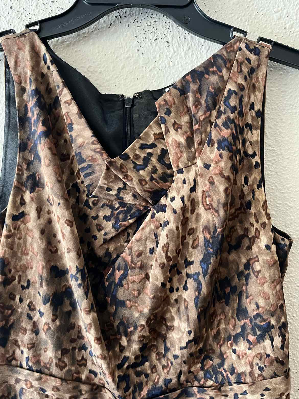 Elie Tahari Brown multi Size 6 Dress