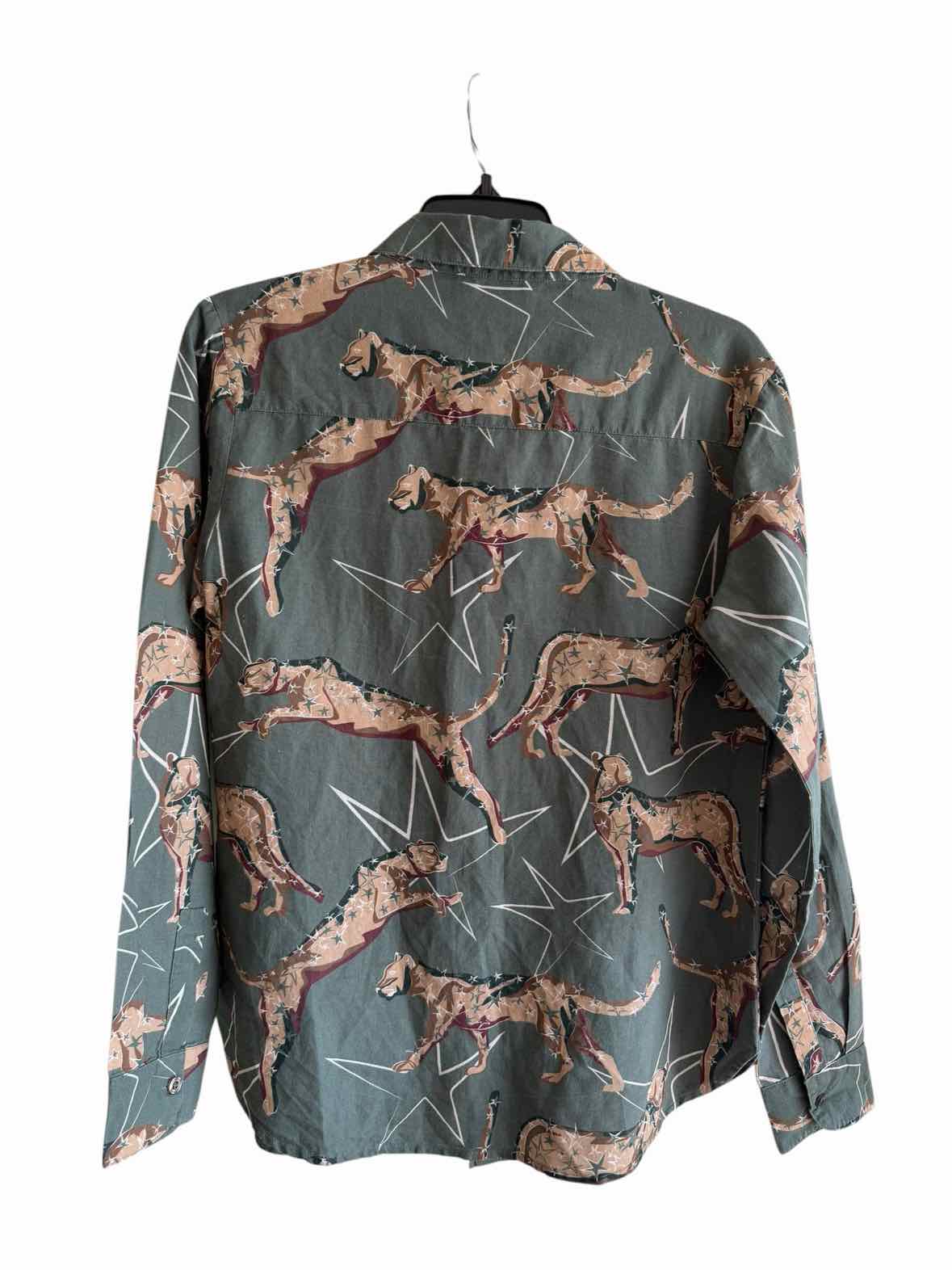 LAS SURENAS Army Green Size M Shirt