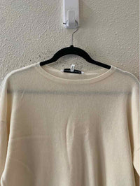 Cupcake and Cashmere Cream Size S Sweater
