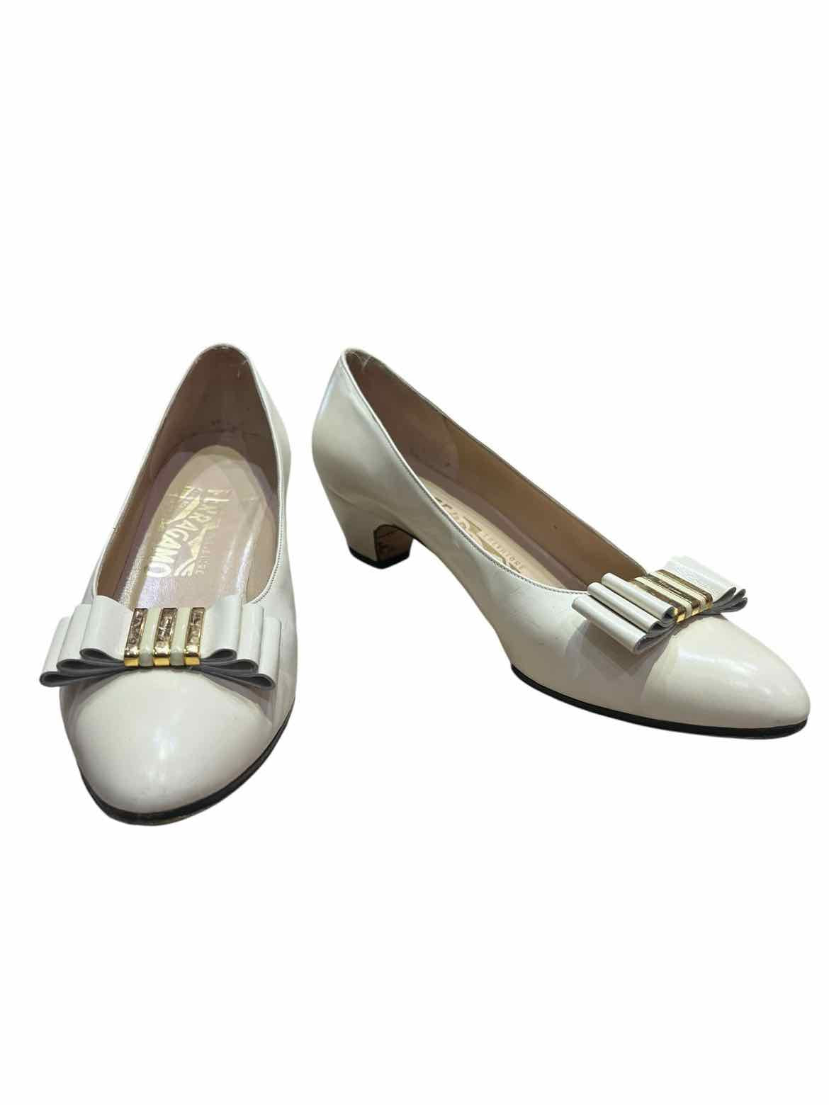 Salvador Ferragamo Cream Size 7.5 Shoes
