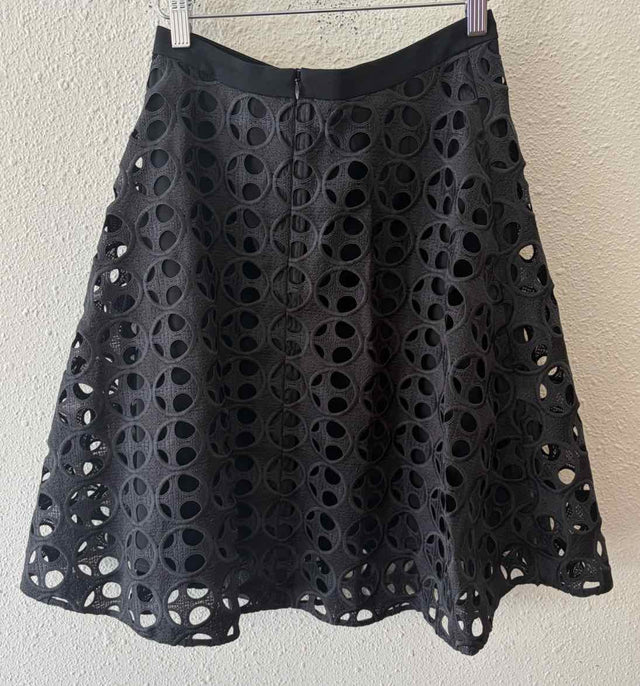 A-K-R-I-S Black Size 4 Skirt