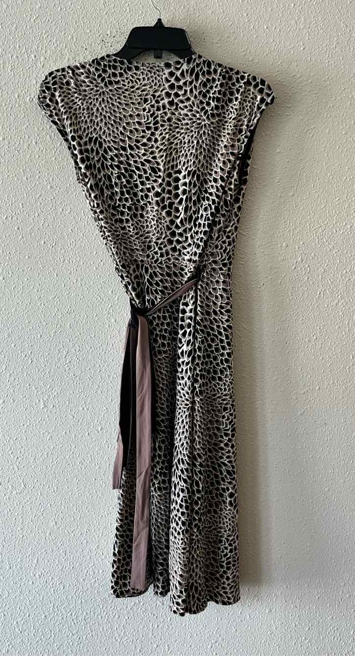 BCBGMax Azria Brown & Black Size XS Dress