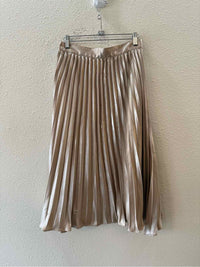 LOFT Petites gold metallic Size 0P Skirt