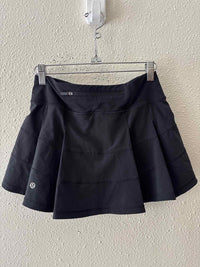 Lululemon Black Size 4 Skort