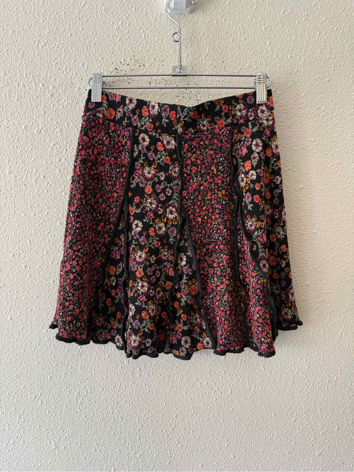 Zara black and red Size S Skirt