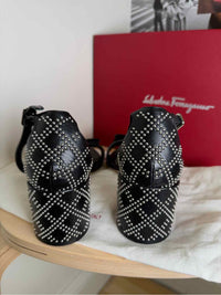 Salvatore Ferragamo Black Size 8 Shoes