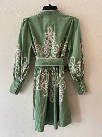Beyond by Vera Sage Green and White Size No Label Dress