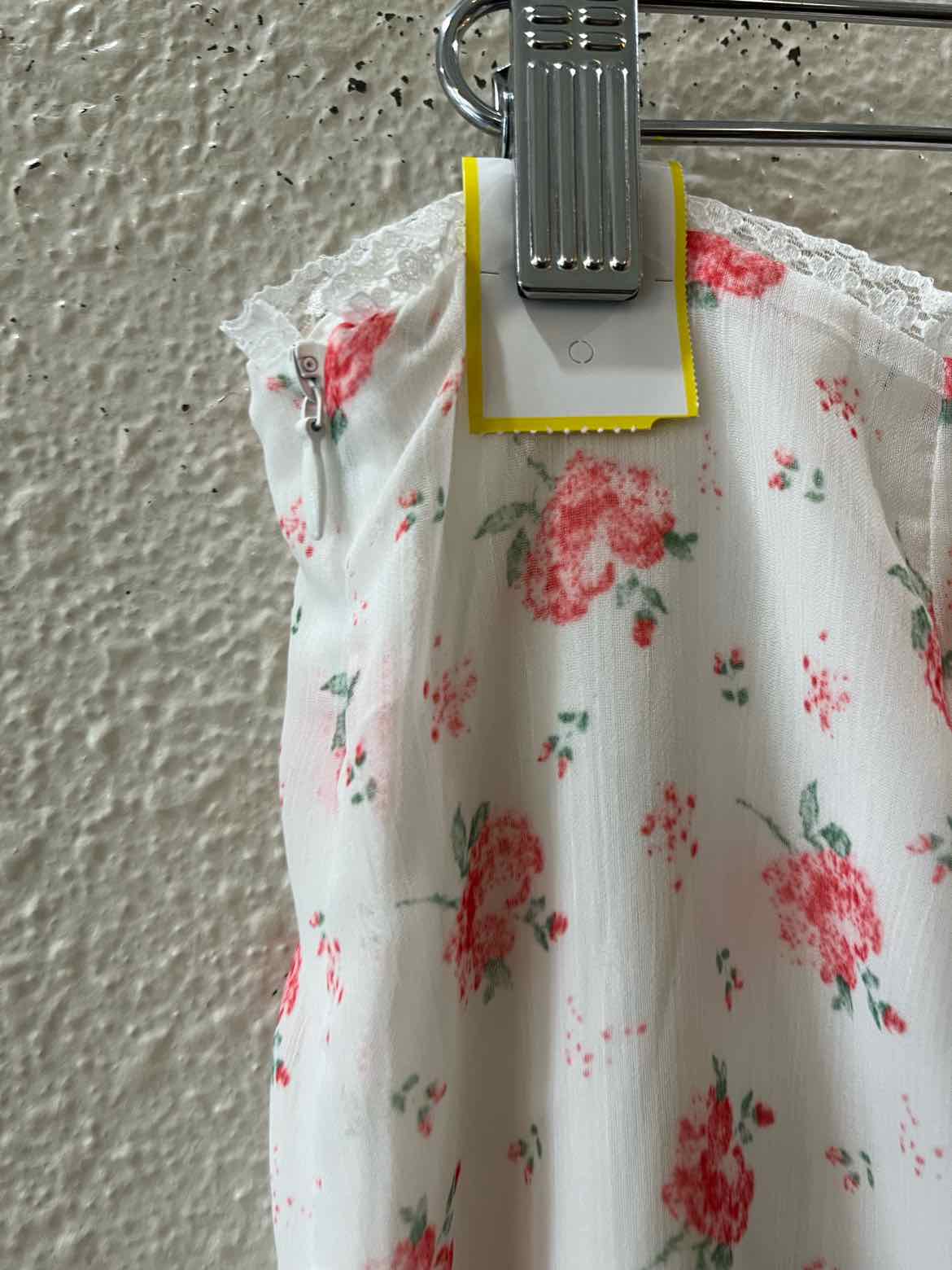 Princess Polly White and Red Size 4 Skirt