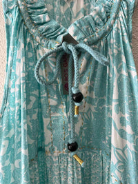 Ro's Garden light blue and white Size XS Dress