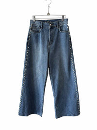 VBRT Medium Wash Size 26 Jeans