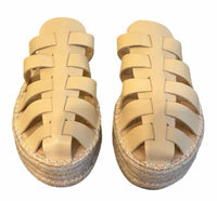 Schutz Cream Size 9 Shoes