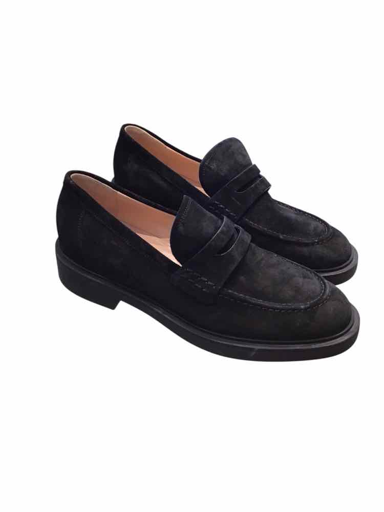 Gianvito Rossi Black Size 40 Loafers