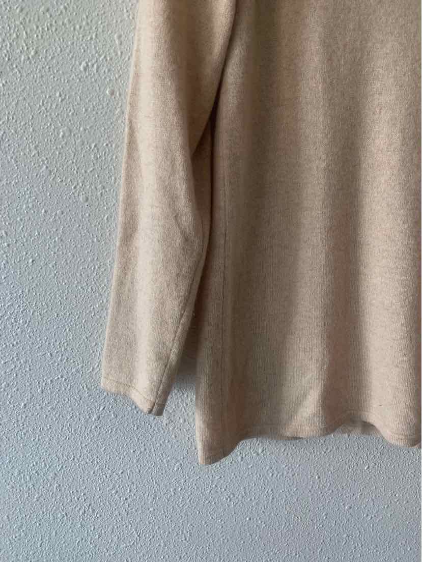 Neiman Marcus Beige Multi Size S Sweater