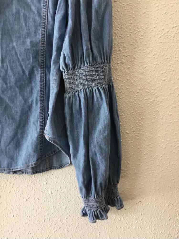 Veronica Beard Chambray Size 8 Shirt