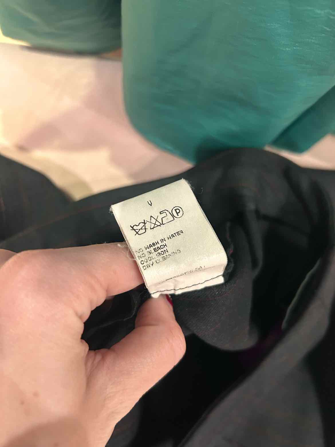 Dolce & Gabbana Gray and Red Size 42 Pants