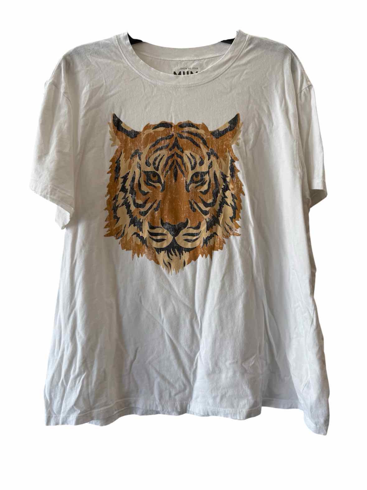Show Me Your MuMu White and Tan Size L T-shirt