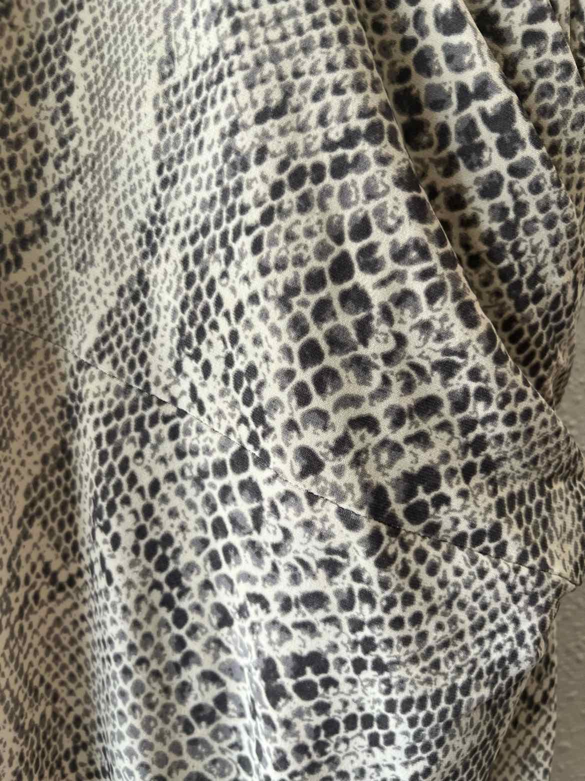 Norma Kamali Cream and Grey Size M Dress