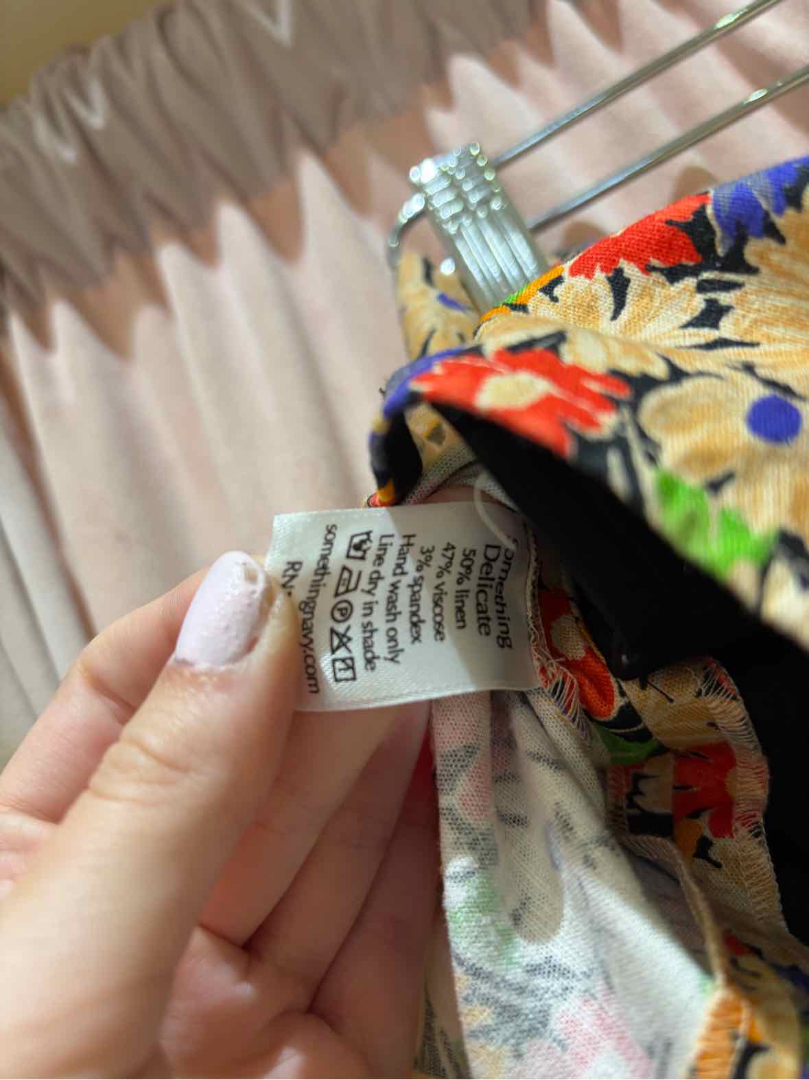 Something Navy tan multi Size M Shorts
