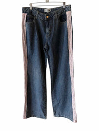 Fashion Nova Medium Wash Size 9 Jeans