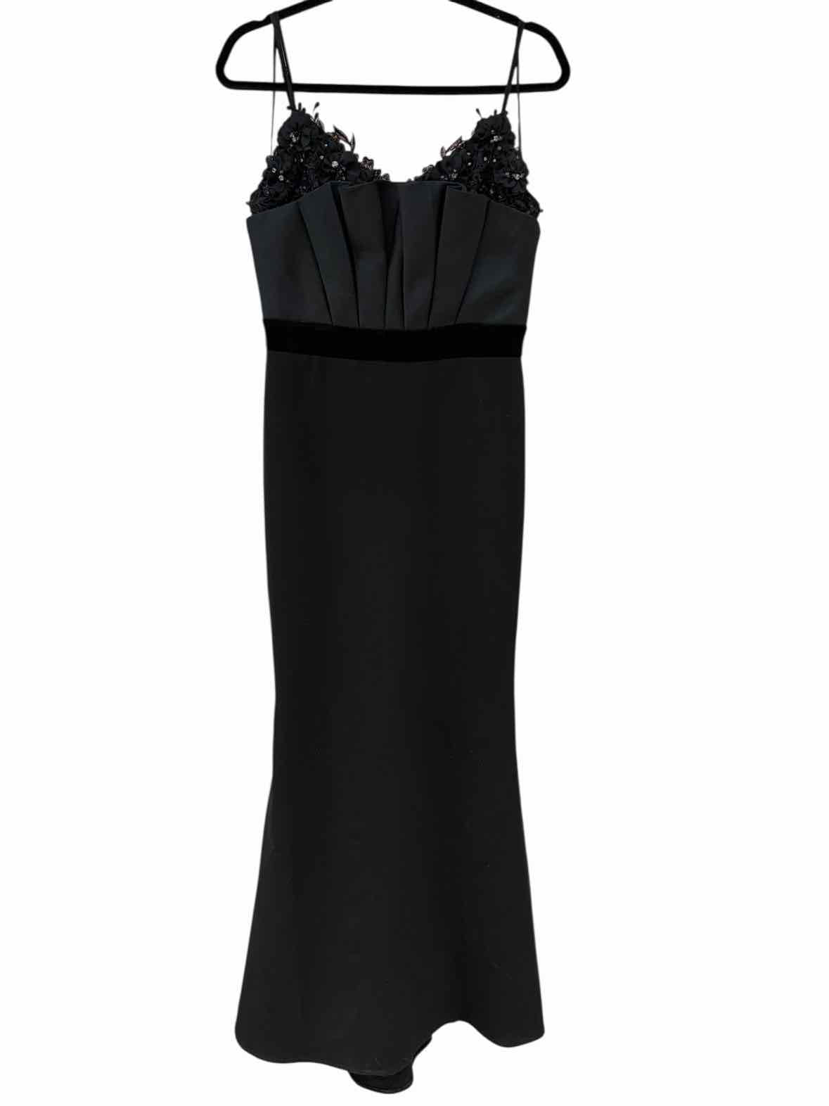 Badgley Mischka Black Size 8 Formal