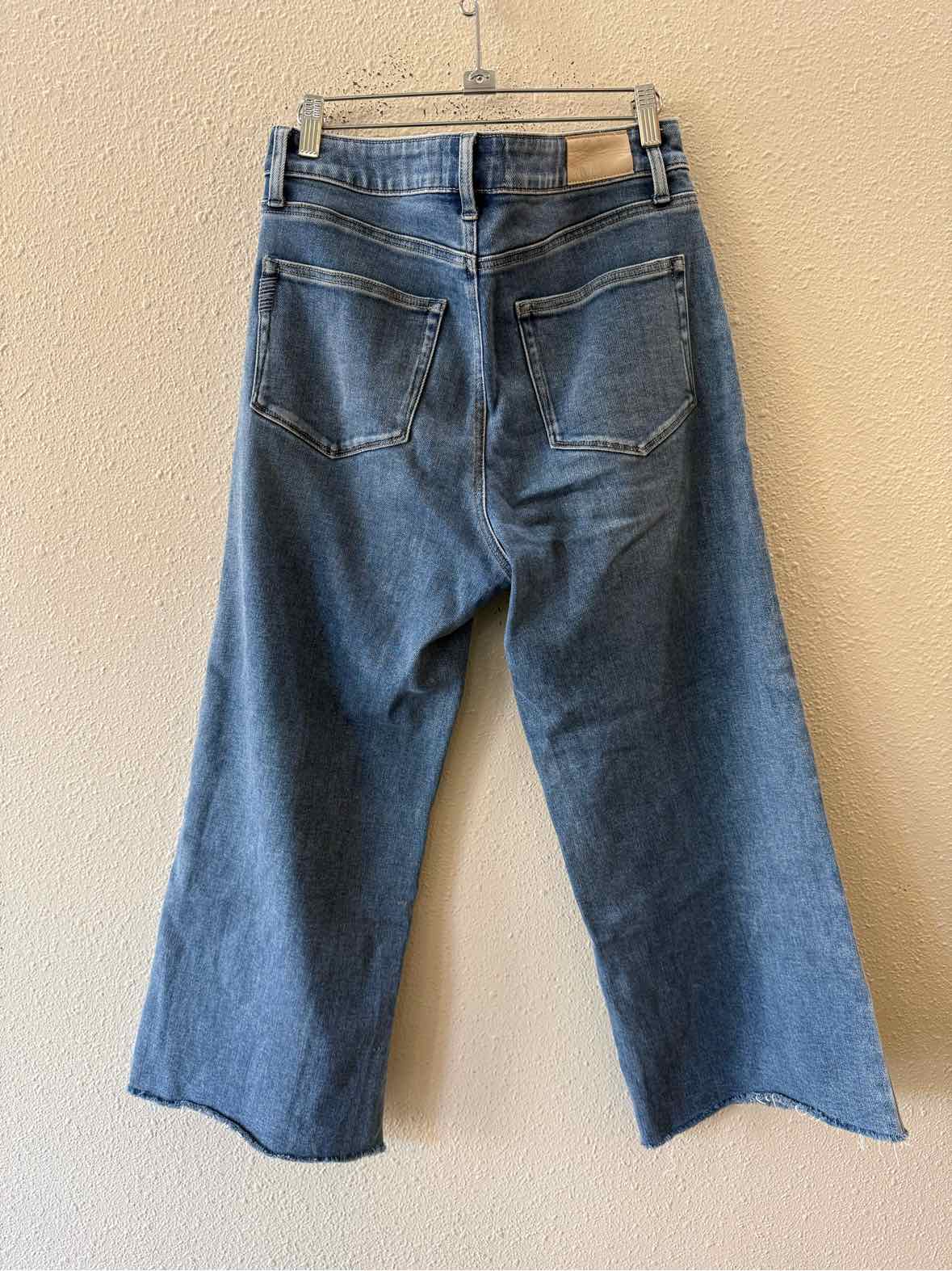 Paige Medium Wash Size 30 Jeans