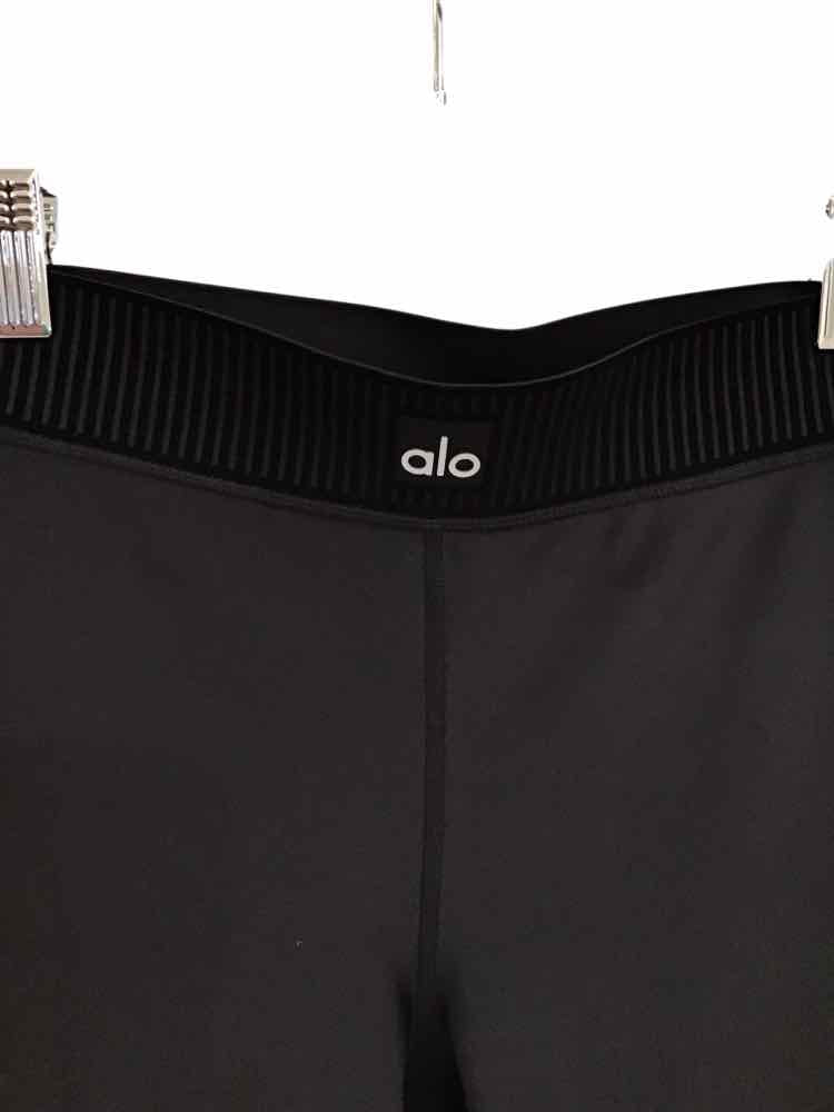 Alo Black Size M Leggings