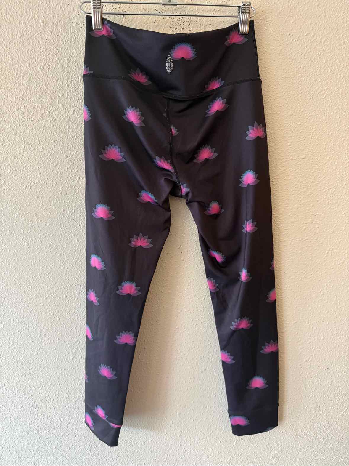 Free People Movement Black and Pink Size S Leggings