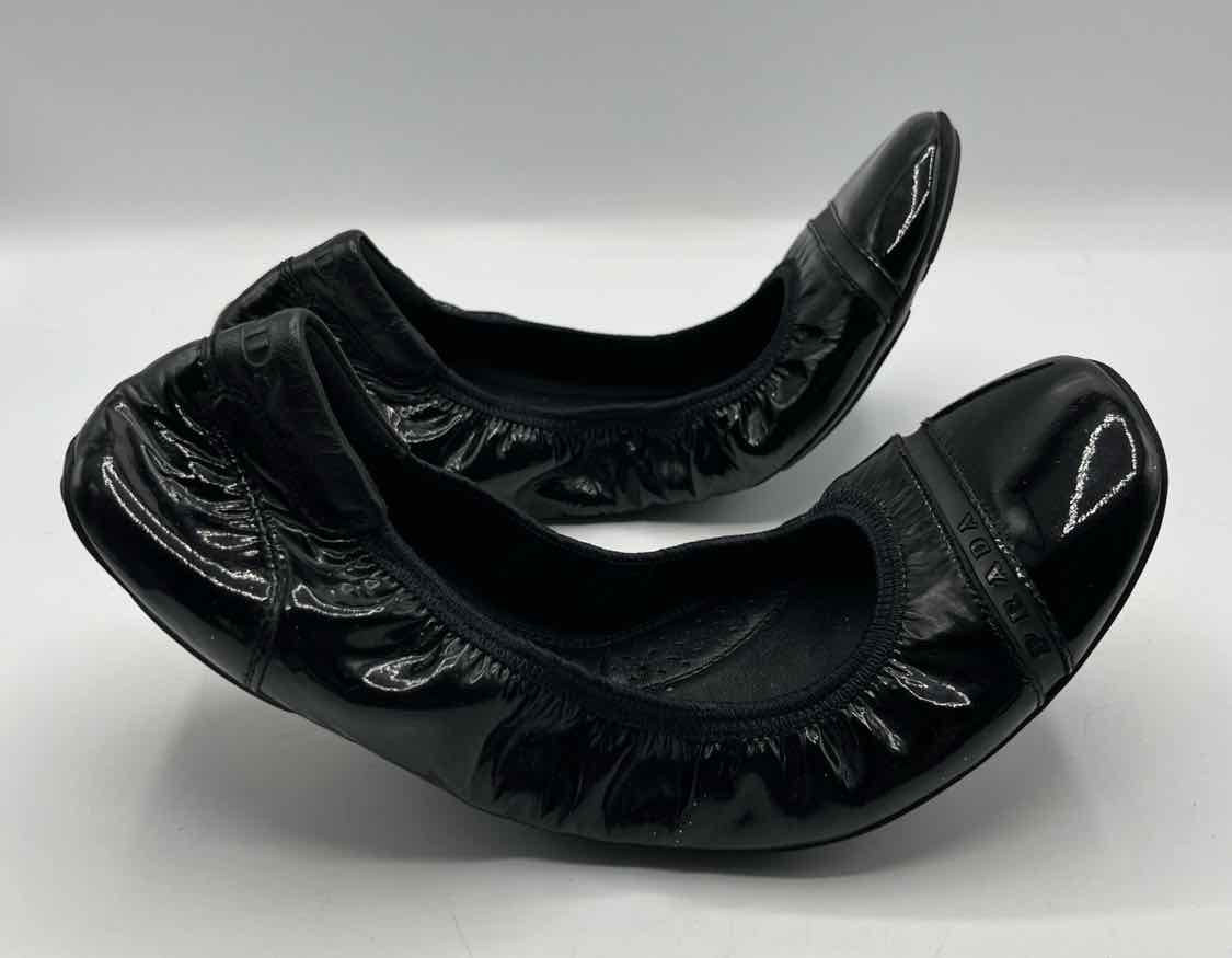 Prada Black Size 40 Shoes