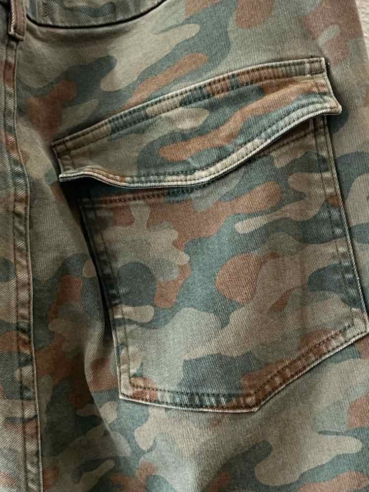 AMO Army Green Size 29 Jeans