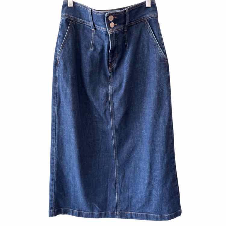 Banana Rep. Factory Dark Wash Size 6 Skirt