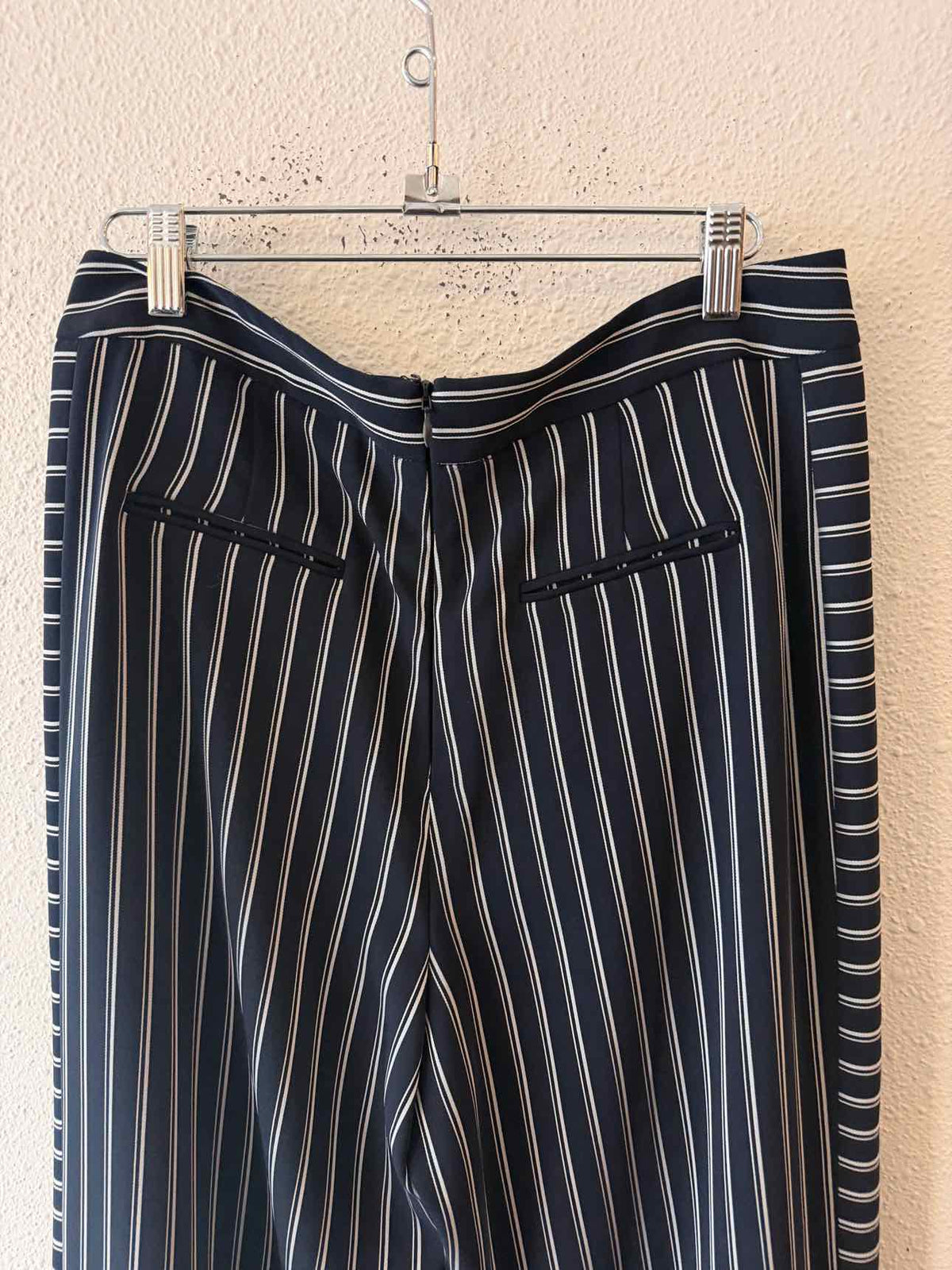 Antonio Melani Navy & Ivory Size 6 Pants