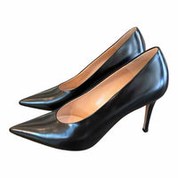 Gianvito Rossi Black Size 39 Robbie Heels