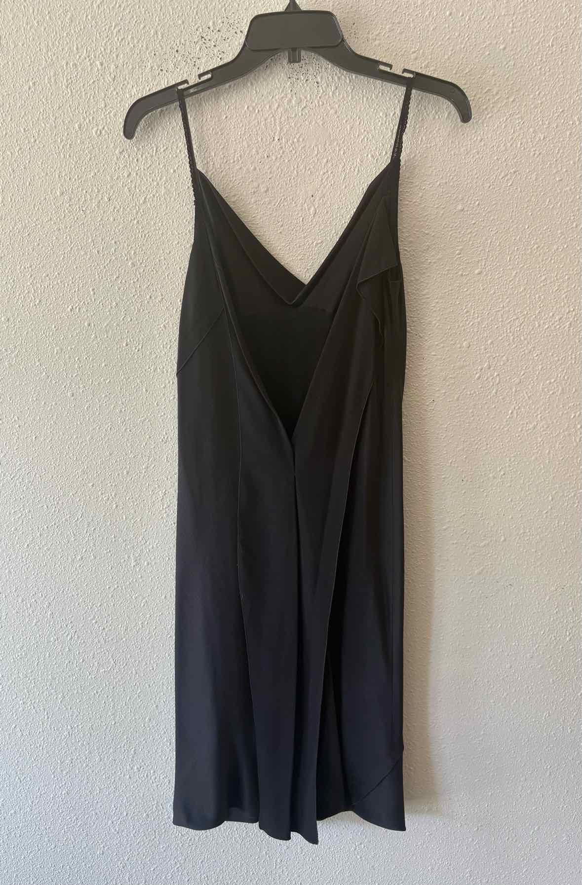 Marc Jacobs Black Size 2 Dress
