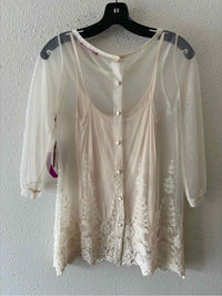 Velvet by G&S Cream Size S Shirt