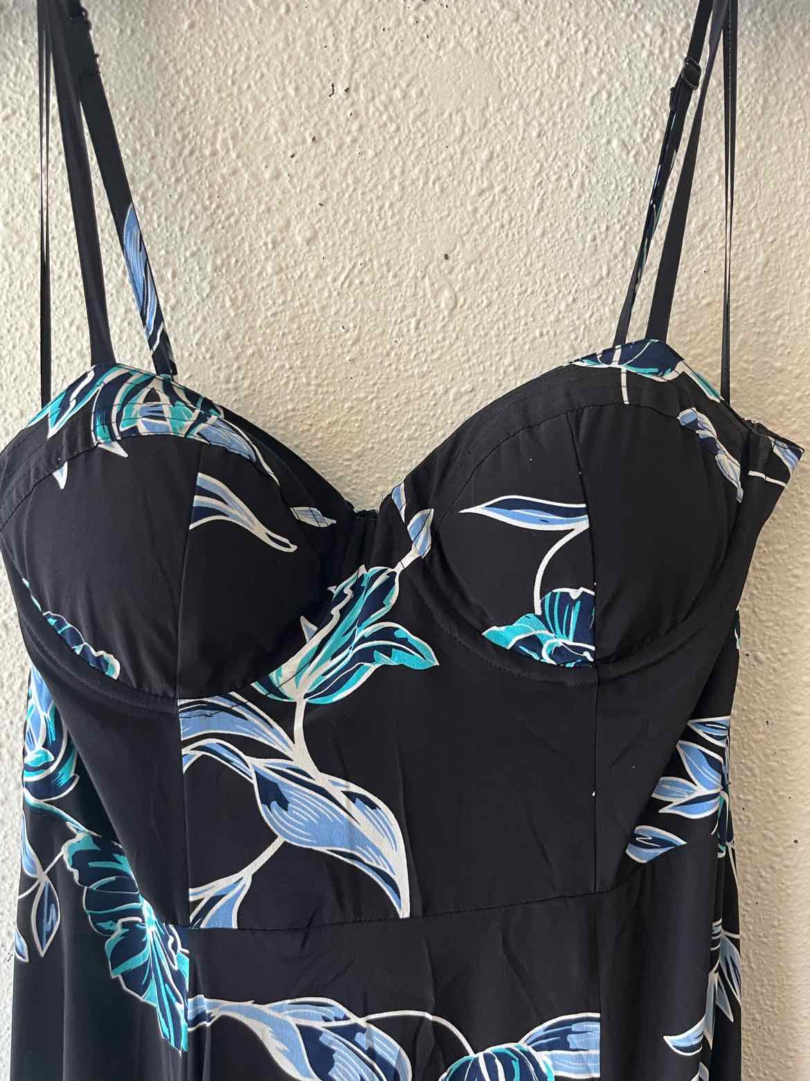 Yumi Kim Black and blue Size M Dress
