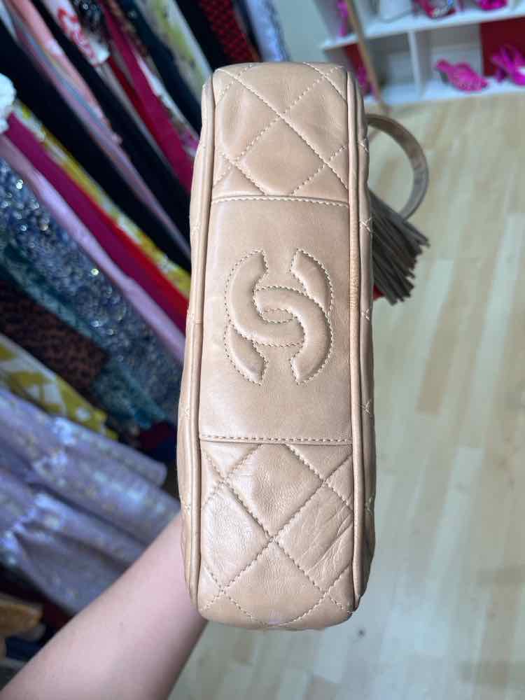 Chanel Crossbody biege Handbag