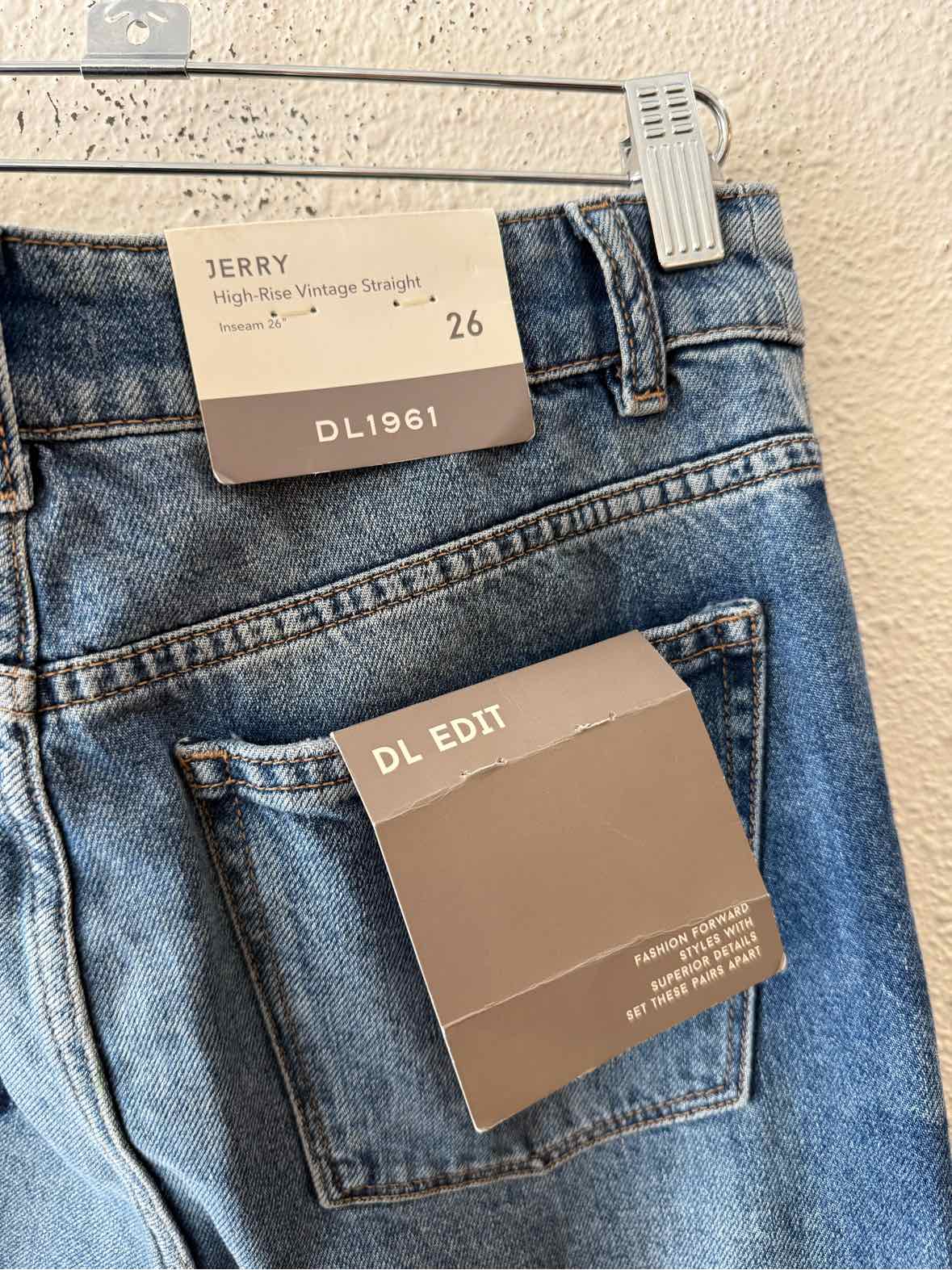 DL 1961 Blue Size 26 Jeans