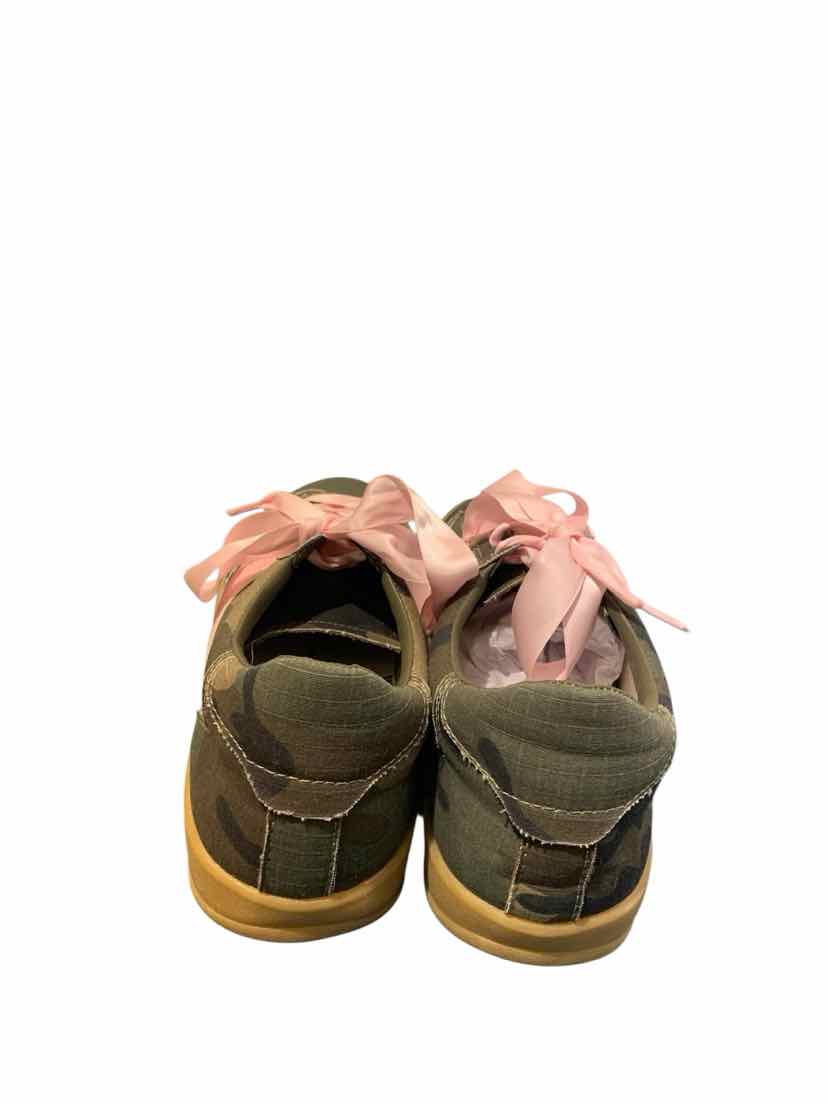 Mi.iM Camo Size 11 Shoes
