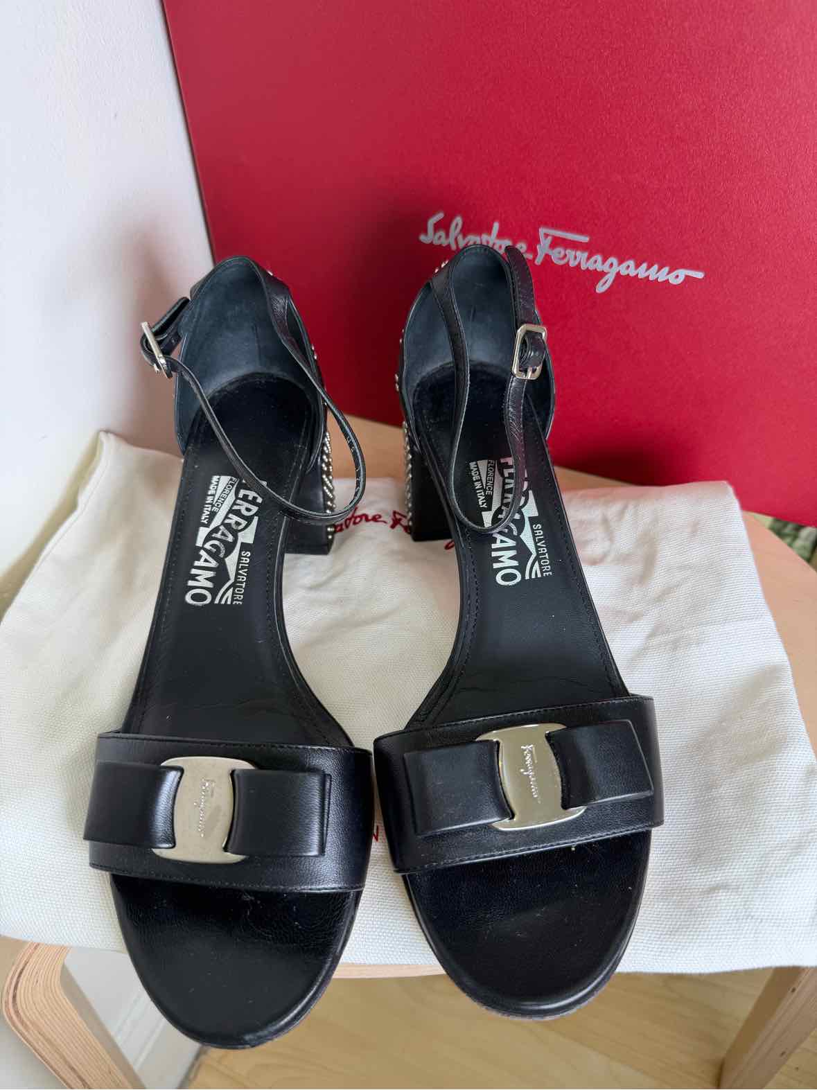Salvatore Ferragamo Black Size 8 Shoes