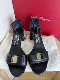 Salvatore Ferragamo Black Size 8 Shoes