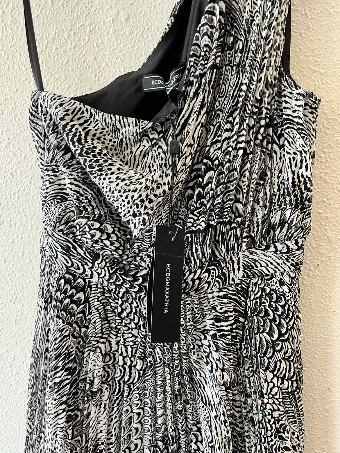 BCBGMax Azria Black and white Size 0 Dress