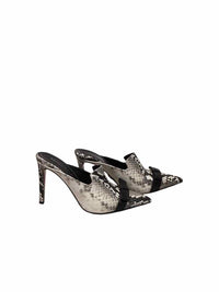 Beautiisoles Black and white Size 8 Shoes