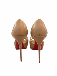 Christian Louboutin Nude Size 38 1/2 Shoes