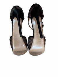 Valentino Garavani Black and nude Size 37 1/2 Shoes