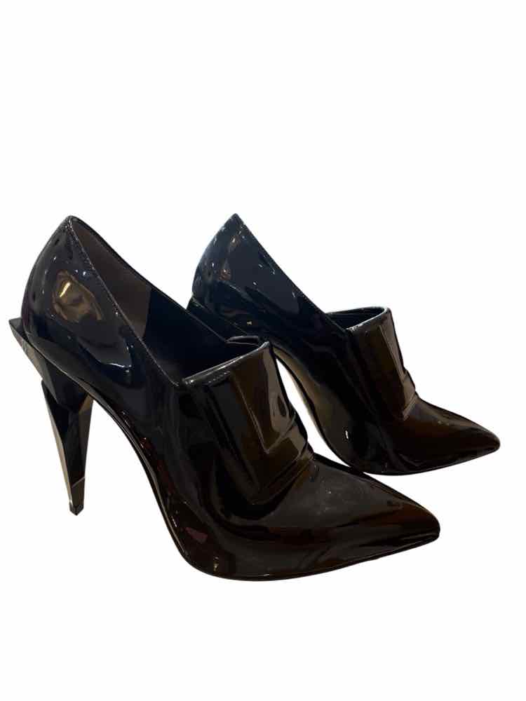 Fendi Black Size 41.5 Shoes