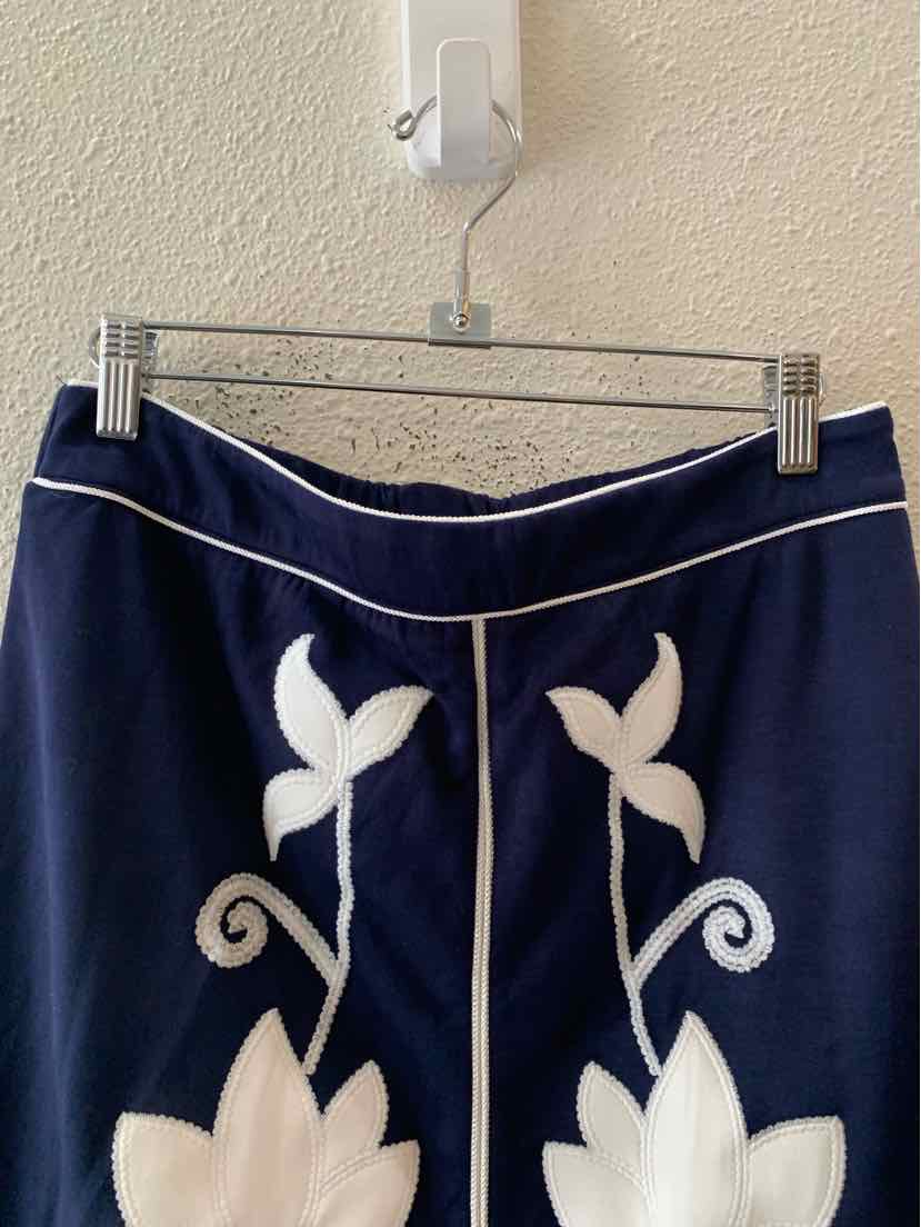 Entro Navy and White Size L Skirt