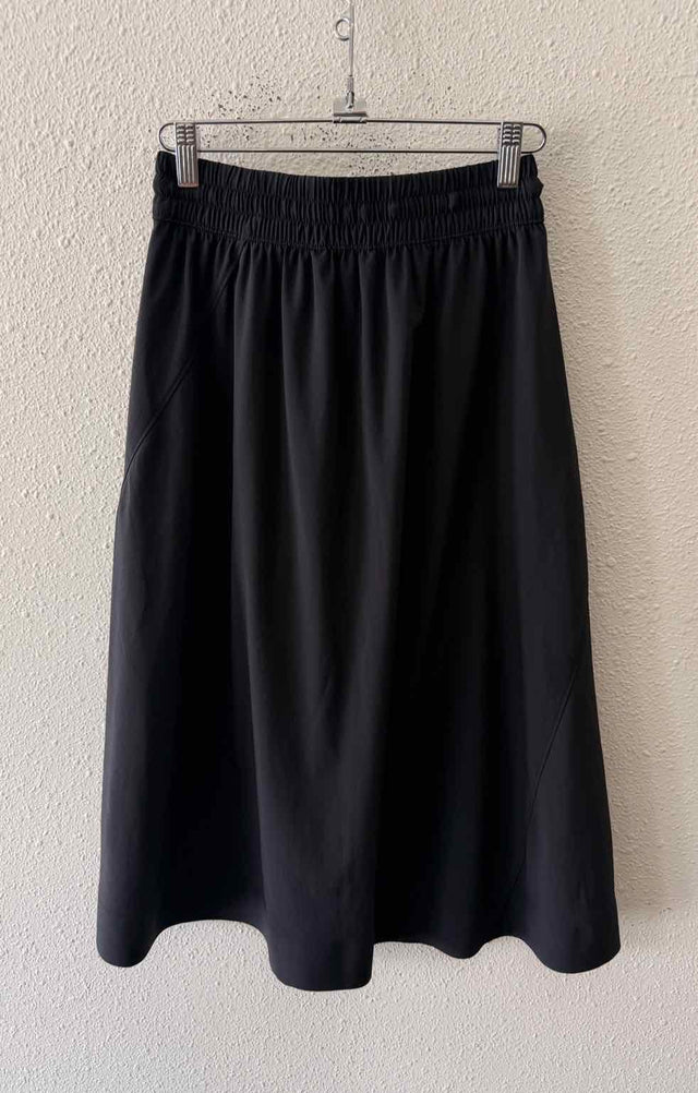 Athleta Black Size 2 Skirt