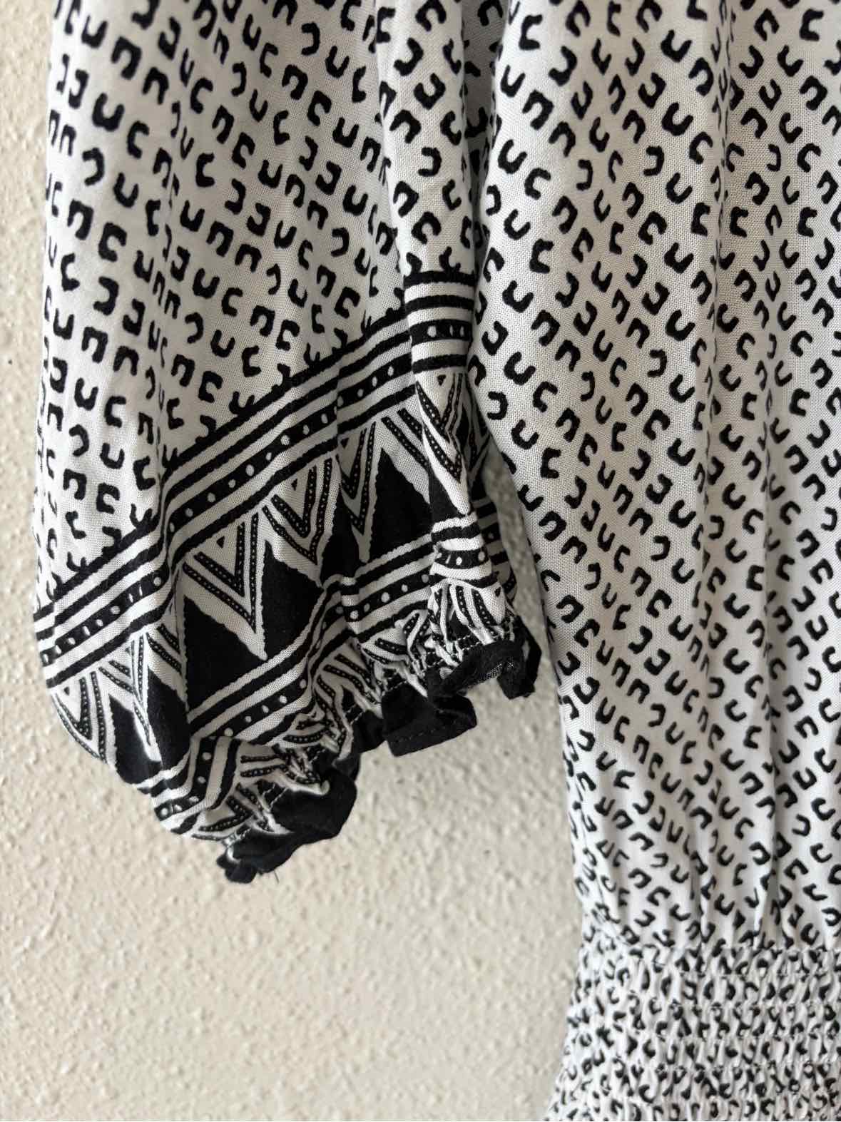 Mazik Black & White Size S Dress