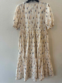 Marigold by Victoria Dunn Cream and Black Size L Dress